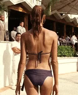 (146548) Gal Gadot Bikini Butt Shake