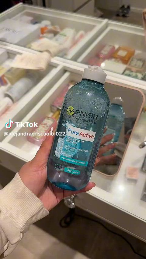 boobs flashing nipples nipslip tiktok r/tiktits gif