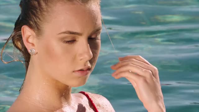 100827_hot-vacation-adventures_1080P