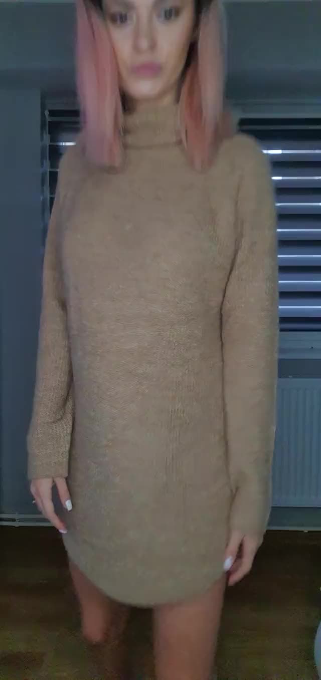 Is cold outside come keep me warm