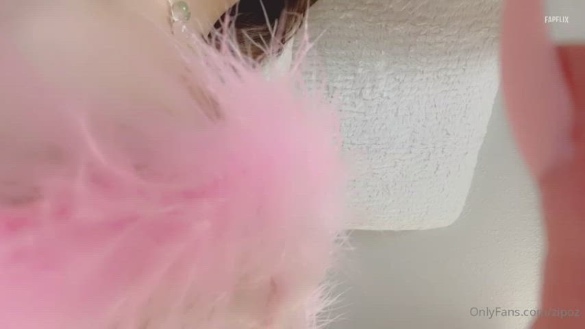 18 years old 19 years old brunette onlyfans teen tits gif