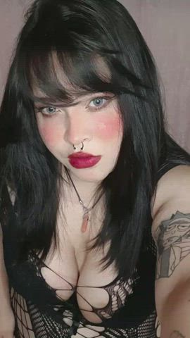 My husband doesn't wanna touch me anymore and I feel so hot, does anyone want to