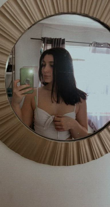 I'm not a type of feminist who is afraid to be sexy ?