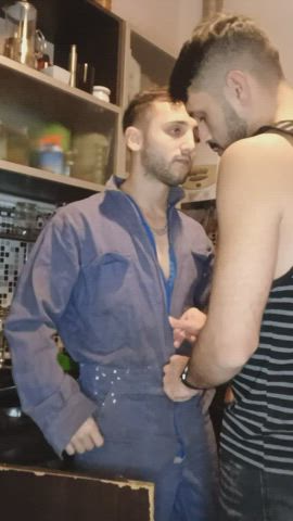 After fixing your kitchen, I break your pipes... 🥵