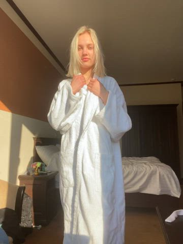 In case ur wondering, I just got out of the shower 💦