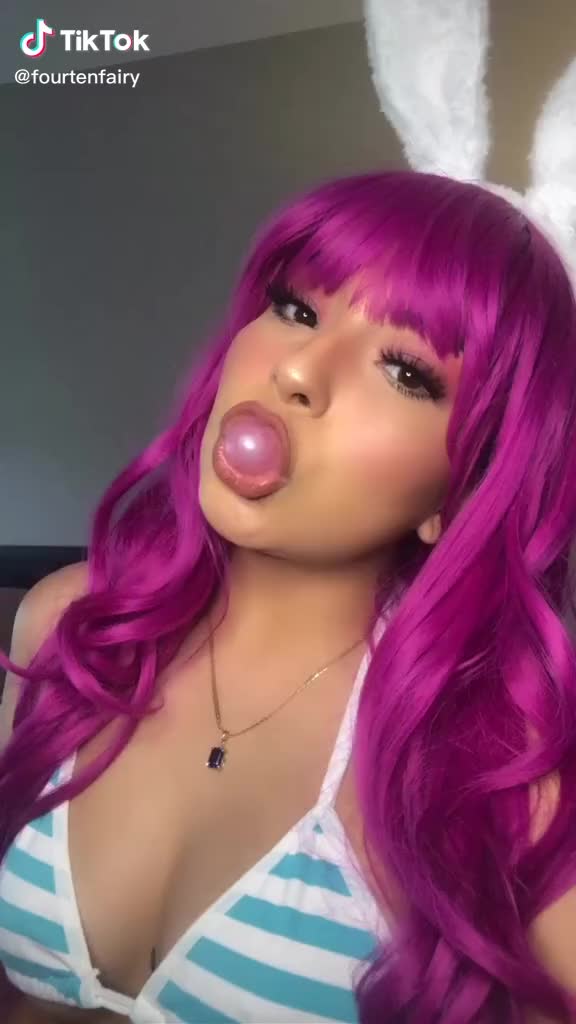 Hi I’m back ? #neverfitin #jamsession #animegirl #cosplayer #cosplaygirl #bubblegum