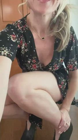 I’m that naughty milf at work who’s going to let you touch her boobs in the copy