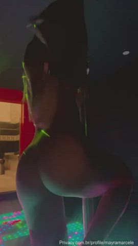 brazilian dancing nude petite gif