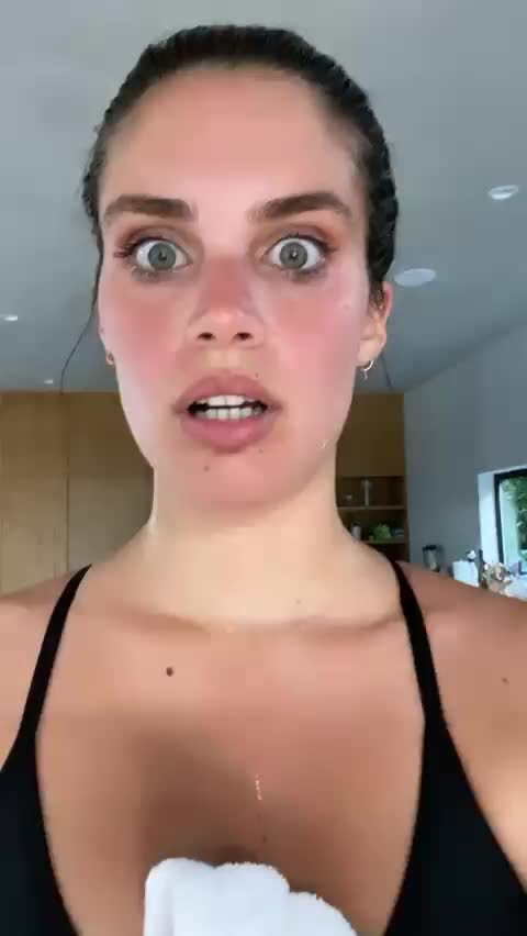 Sara Sampaio IG Story - 4/27/2020