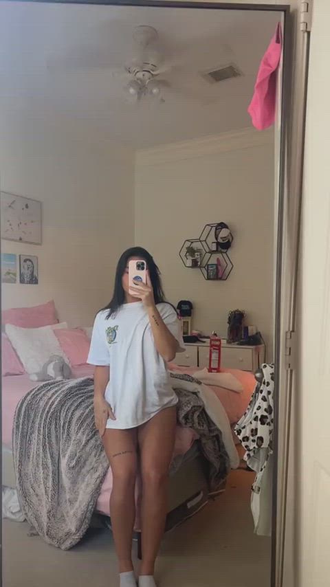 Let’s go back to bed for naked cuddles