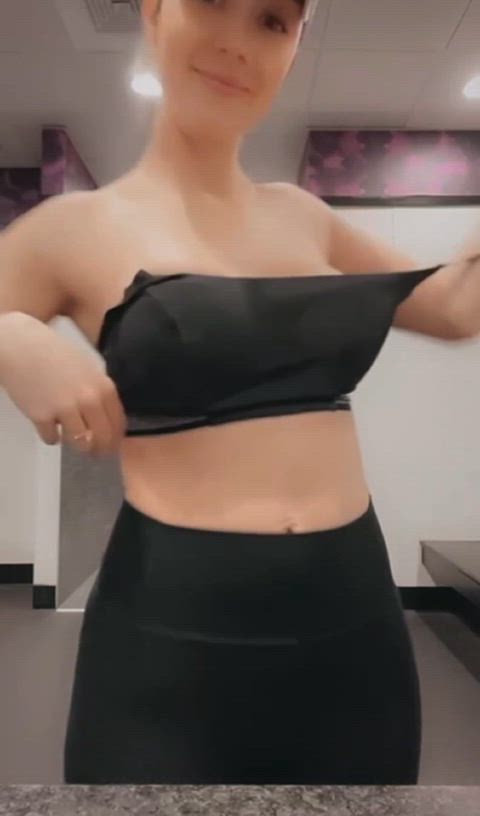A little locker room flash [OC]