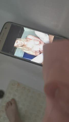 Found a qt deep fake had to cum on it