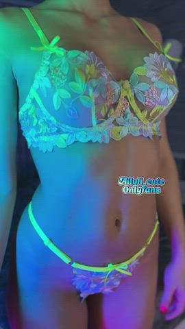I REPLY TO EVERY MESSAGE ON MY VIP PAGE😎 CREATE CONTENT EVERY DAY WITH YOUR WISHES😇YOU