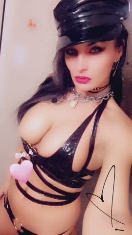 alektra blue big tits brunette gif