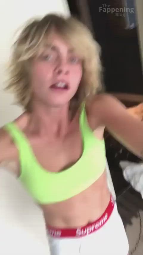 ashley benson cara delevingne sexy gif