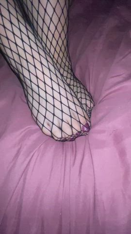 ASMR Fishnet Legs 😈
