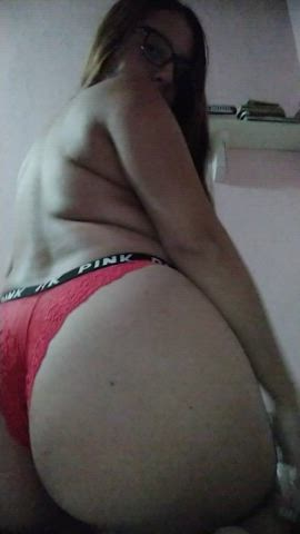 I'm available, horny and ready to please you 👅❤️👣 I offer [VID], [PIC],