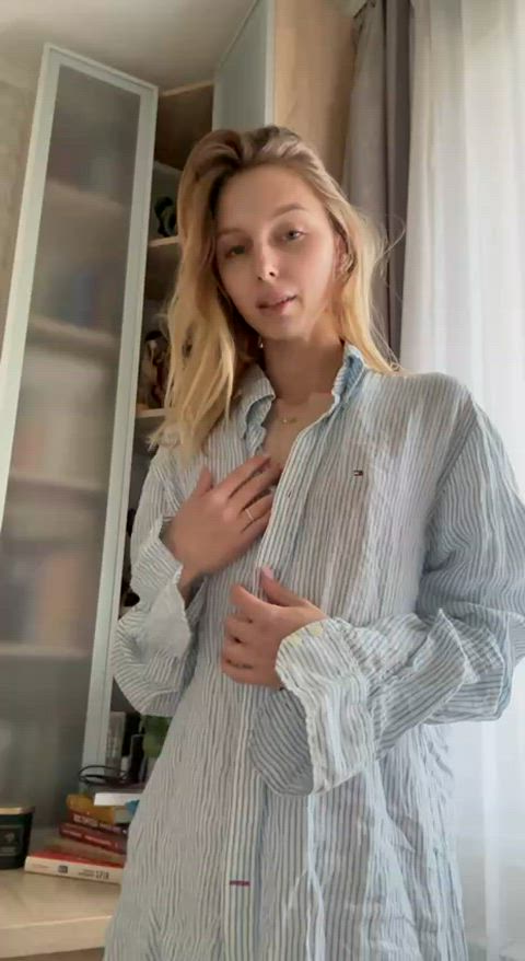 teen tits petite gif