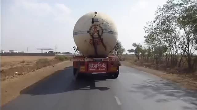 Riding a C90 through India