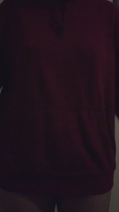come take a peek of what’s under my hoodie<3