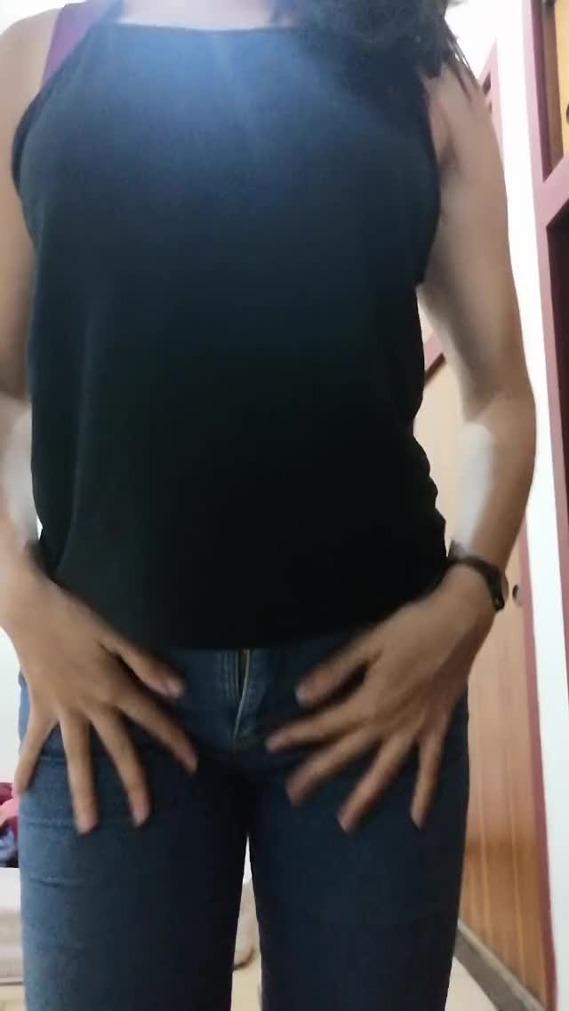 [OC] I have a lot of work to do but here I am, doing some gifs for u?