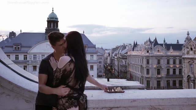Jasmine Callipygian meets Bruce Venture in Budapest