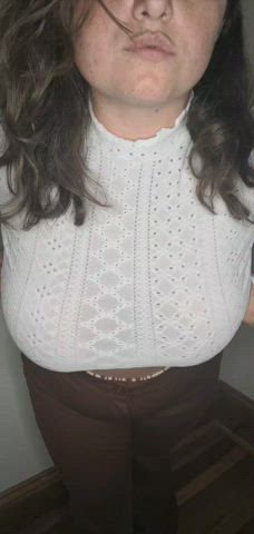 Happy Saturday Drop 😘