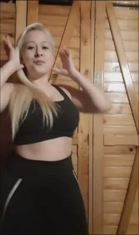I wanna let one lucky older guy cum on my ass multiple times