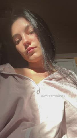 Revealing my tiny tits here makes me so horny 🙈