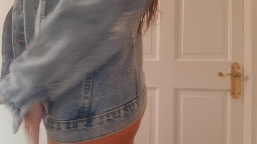 opening my cheeks for tou to slide inside