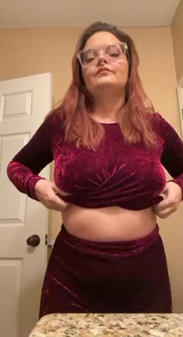 Im just a slut that loves a titty drop!