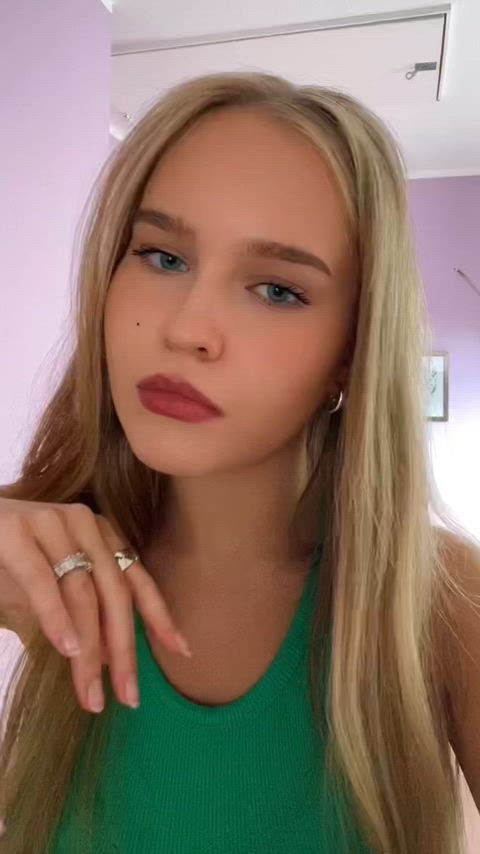 armpit armpits big tits blonde blue eyes tank top teen teens tiktok tits bigtits