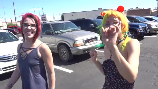 Trinity May & Audra at the state fair pt 1