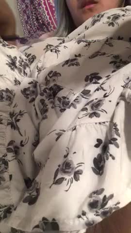 pussy reveal