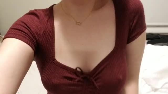 maroon top