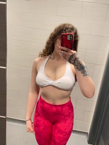 ass fit fitness muscles muscular girl thick gif