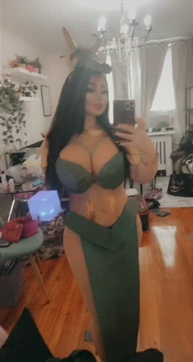 Big Ass Big Tits Cosplay Pawg gif