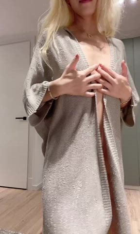 Any love for my tiny tits? 👻