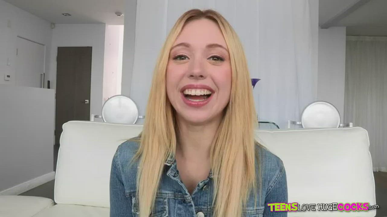 Lucy Tyler loves huge cocks