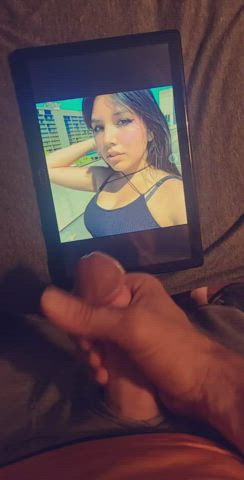 I wanna jerk n blast to some IRL girls. Send 1 or 2 &amp; and see if I like