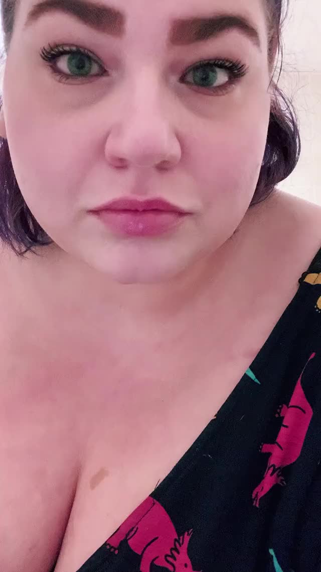 Bathroom booty clap