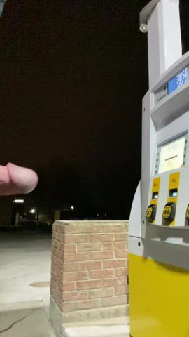 A little public flashing is always fun 😜