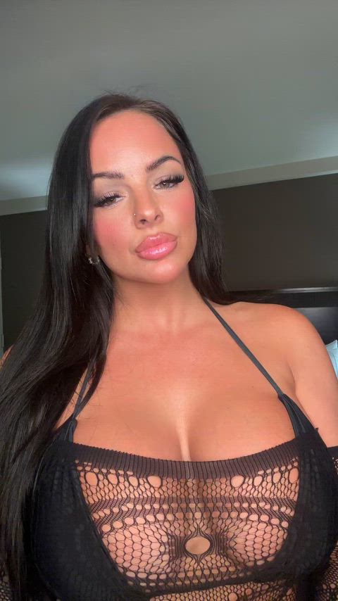 Does daddy wanna play with me