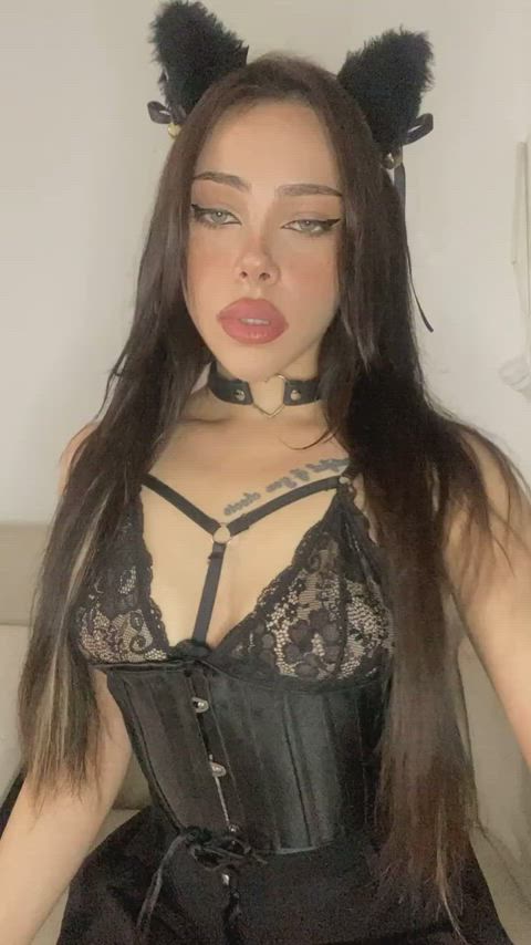 Am I a good kitty?