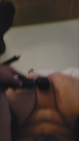 Squirting wife makes a mess