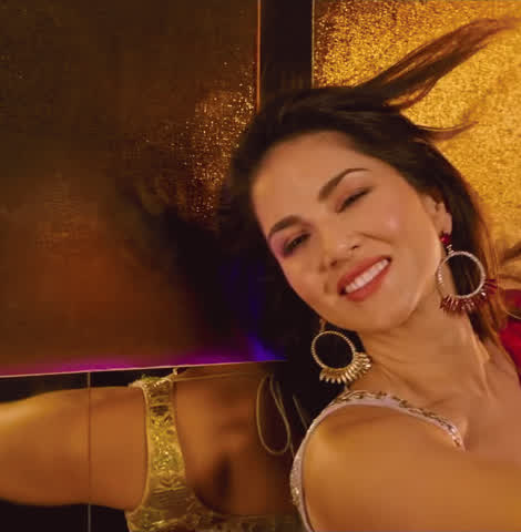 Armpits Bollywood Dancing Indian Sunny Leone gif