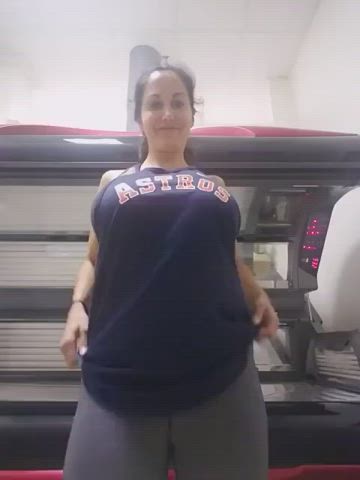 ass boobs curvy huge tits natural tits oiled tits titty drop gif