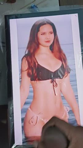 jerking off tribute to one of the redditors hot class mate.. i'm not gonna blame
