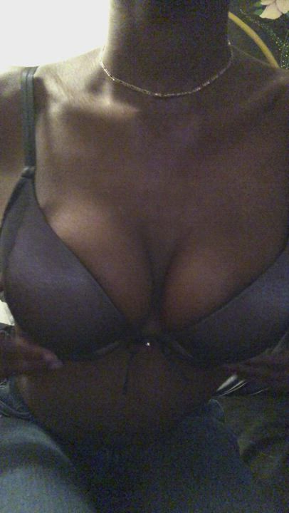 Full cups of milk chocolate deliciousness 🍫😋 Want a taste?