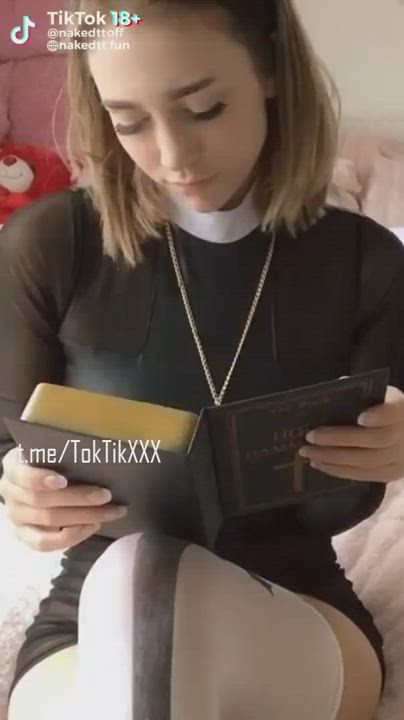 Big Ass Big Tits Girls gif